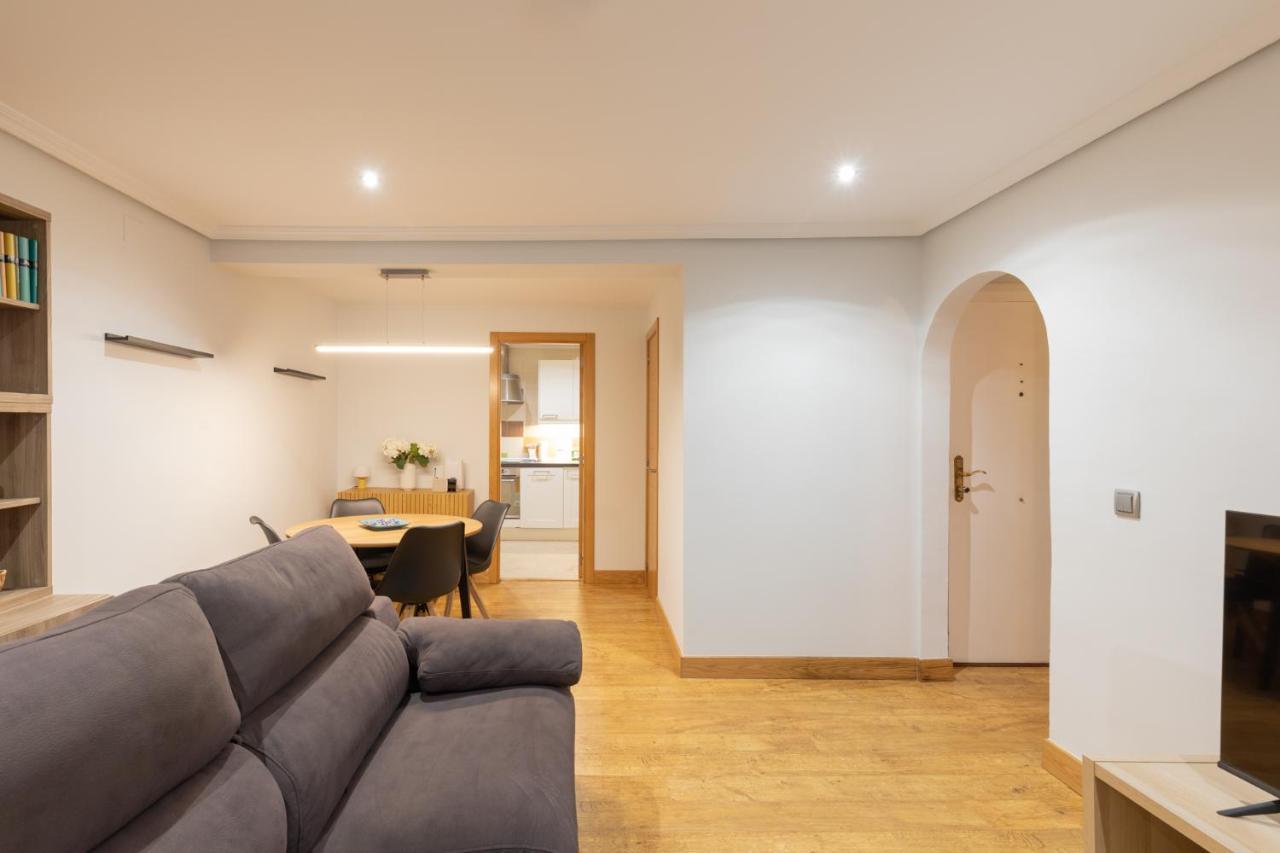 Euskalduna - Baskeyrentals Zarautz Ngoại thất bức ảnh