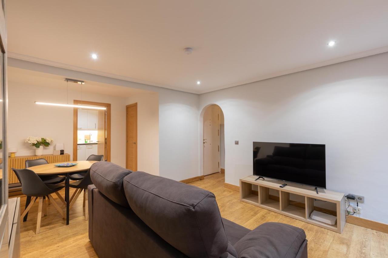 Euskalduna - Baskeyrentals Zarautz Ngoại thất bức ảnh